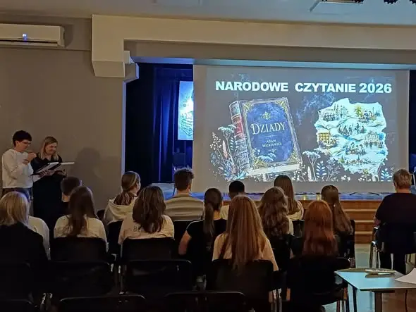 Narodowe Czytanie 2026 w Porębach Dymarskich: „Dziady” Mickiewicza połączyły pokolenia