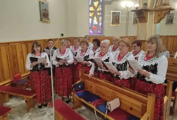 Setne urodziny Pani Michaliny Brzozy z Komorowa – wyjątkowy jubileusz w gminie Majdan Królewski