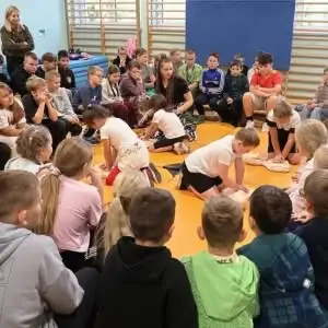 Uczniowie włączyli się w akcję „Rekord w pierwszej pomocy”