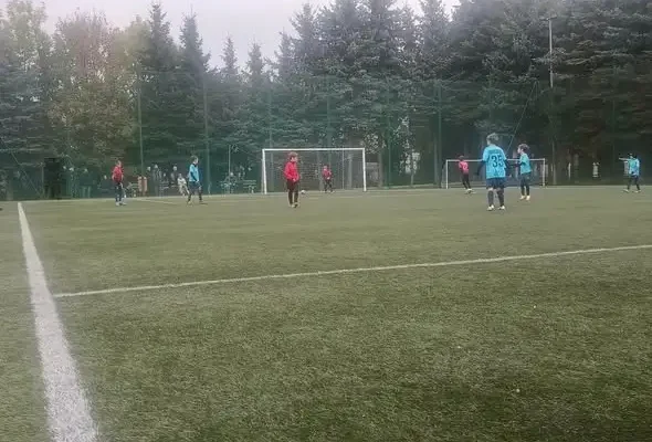 Młodzi piłkarze z Raniżowa rozegrali sparing z Akademią Młode Wilki z Lubeni