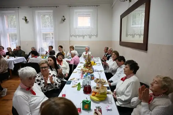 Gminny Dzień Seniora w Przedborzu – święto międzypokoleniowej integracji