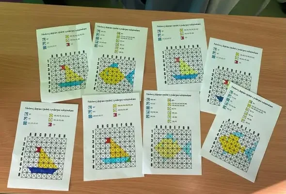 Uczniowie z Kolbuszowej odkrywali matematykę w kodach podczas Code Week