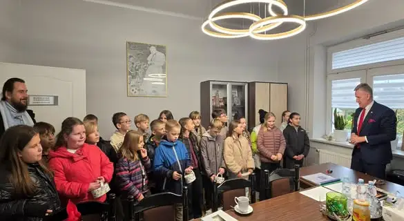 Uczniowie z Kolbuszowej odwiedzili urząd miejski